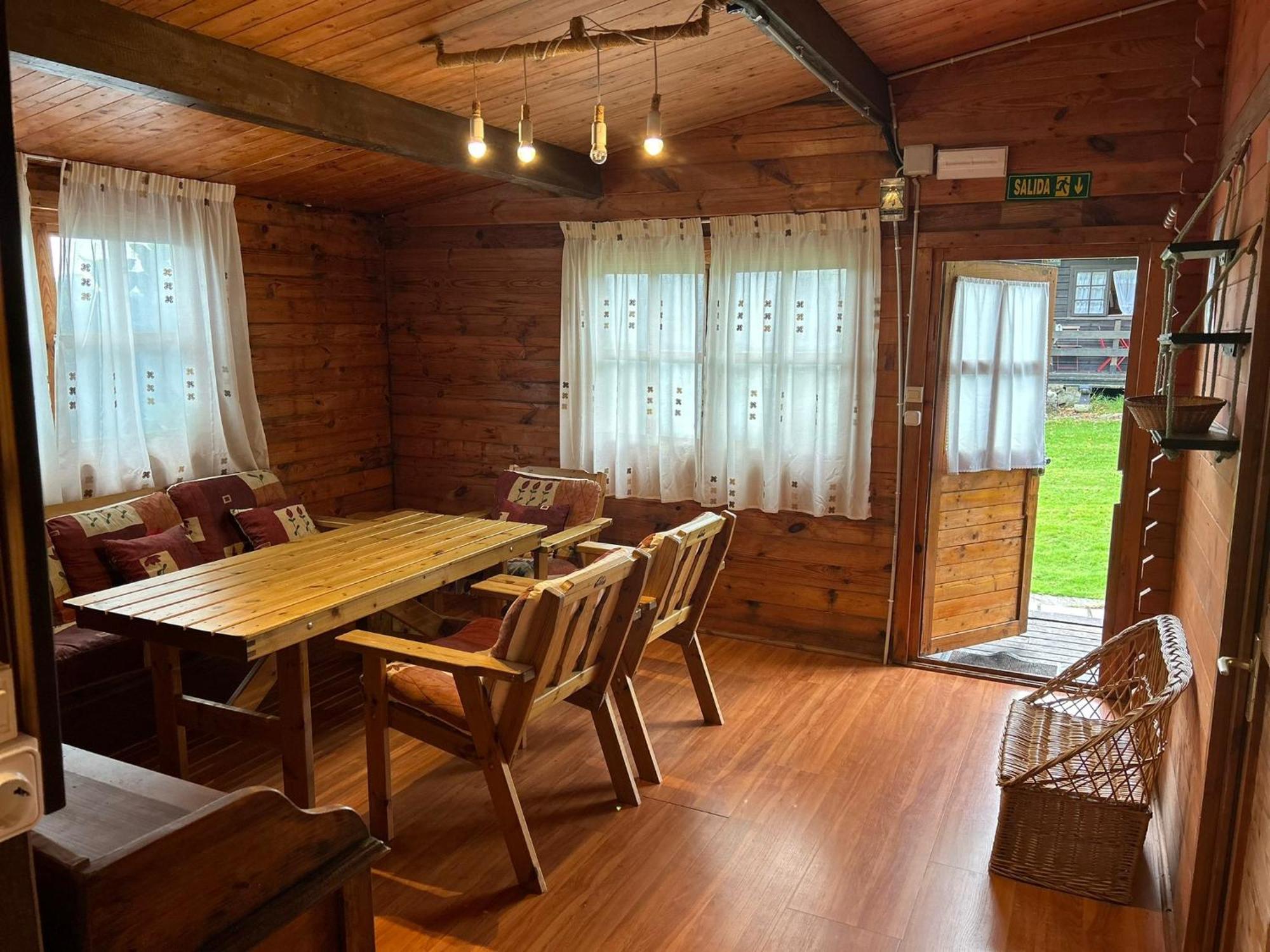 Camping A Grandella El Franco Bilik gambar