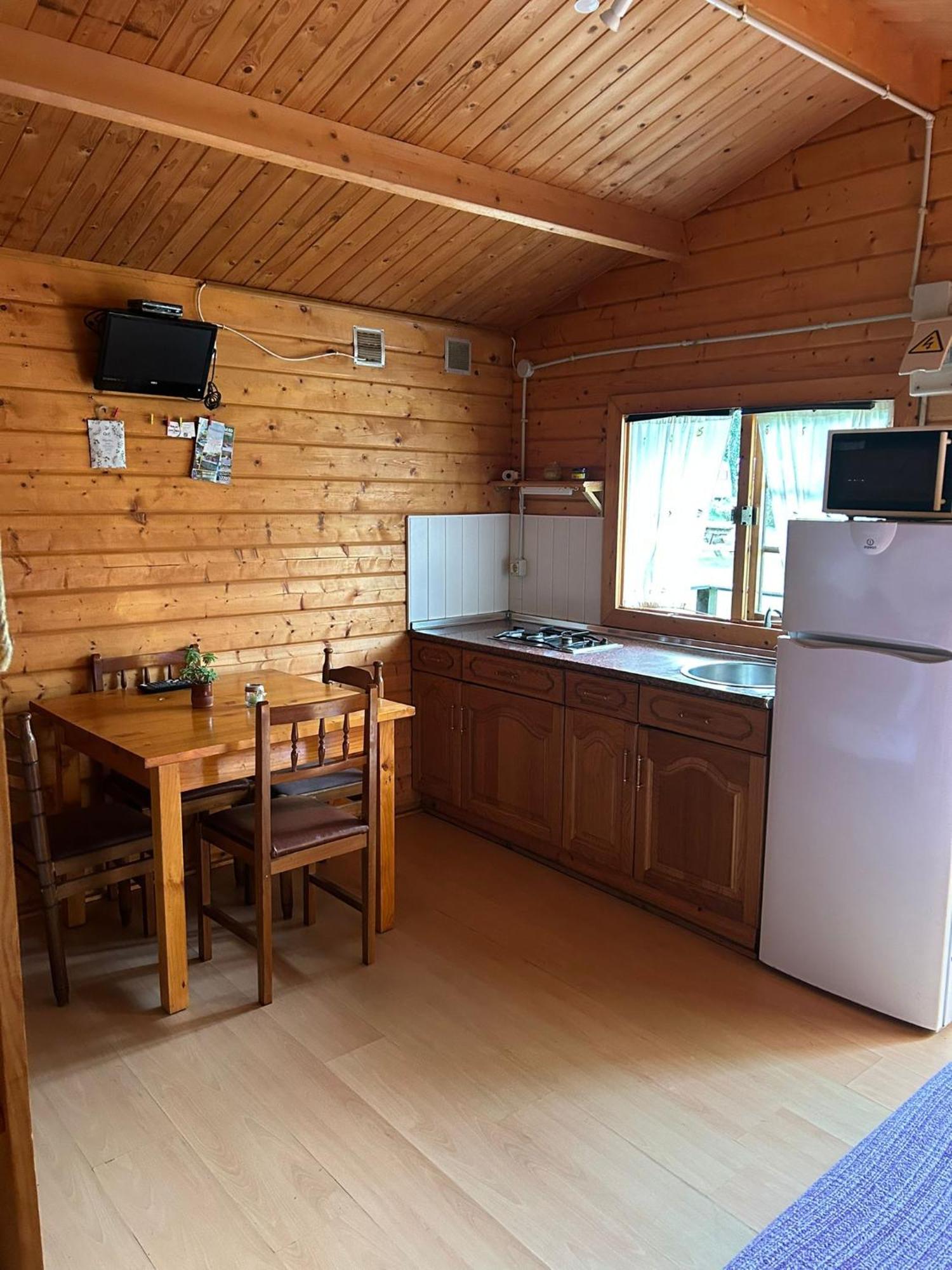 Camping A Grandella El Franco Luaran gambar