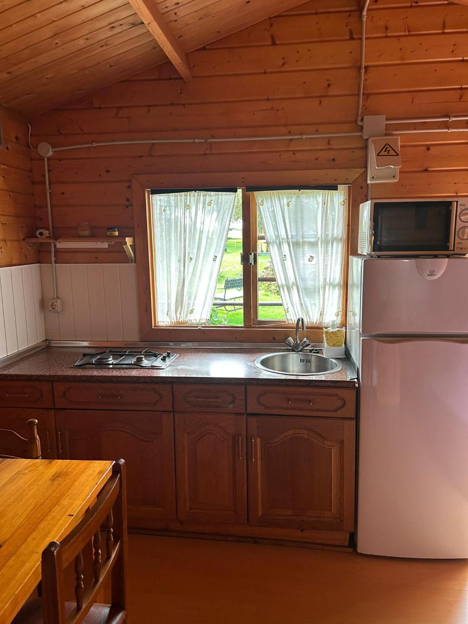 Camping A Grandella El Franco Luaran gambar