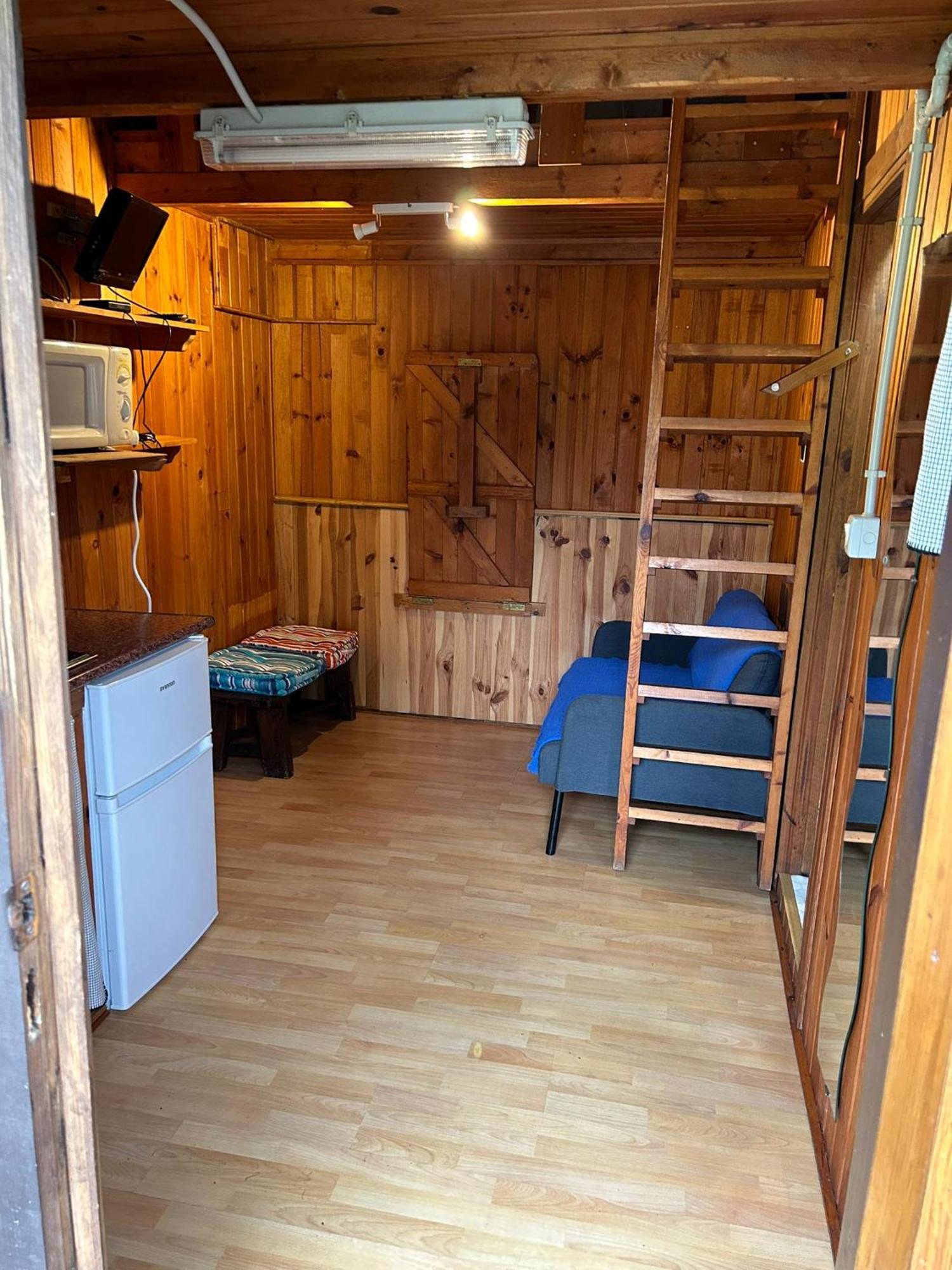 Camping A Grandella El Franco Bilik gambar