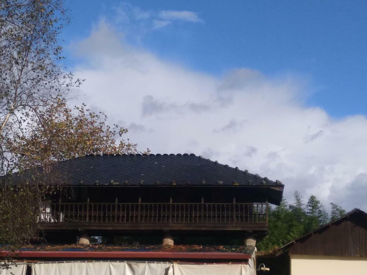 Camping A Grandella El Franco Luaran gambar